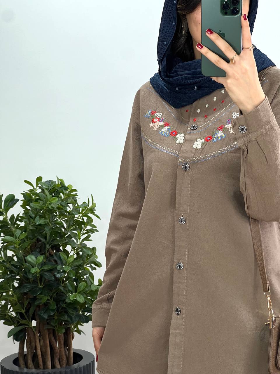 مانتو گلدوزی ساحل(ایراد دار)