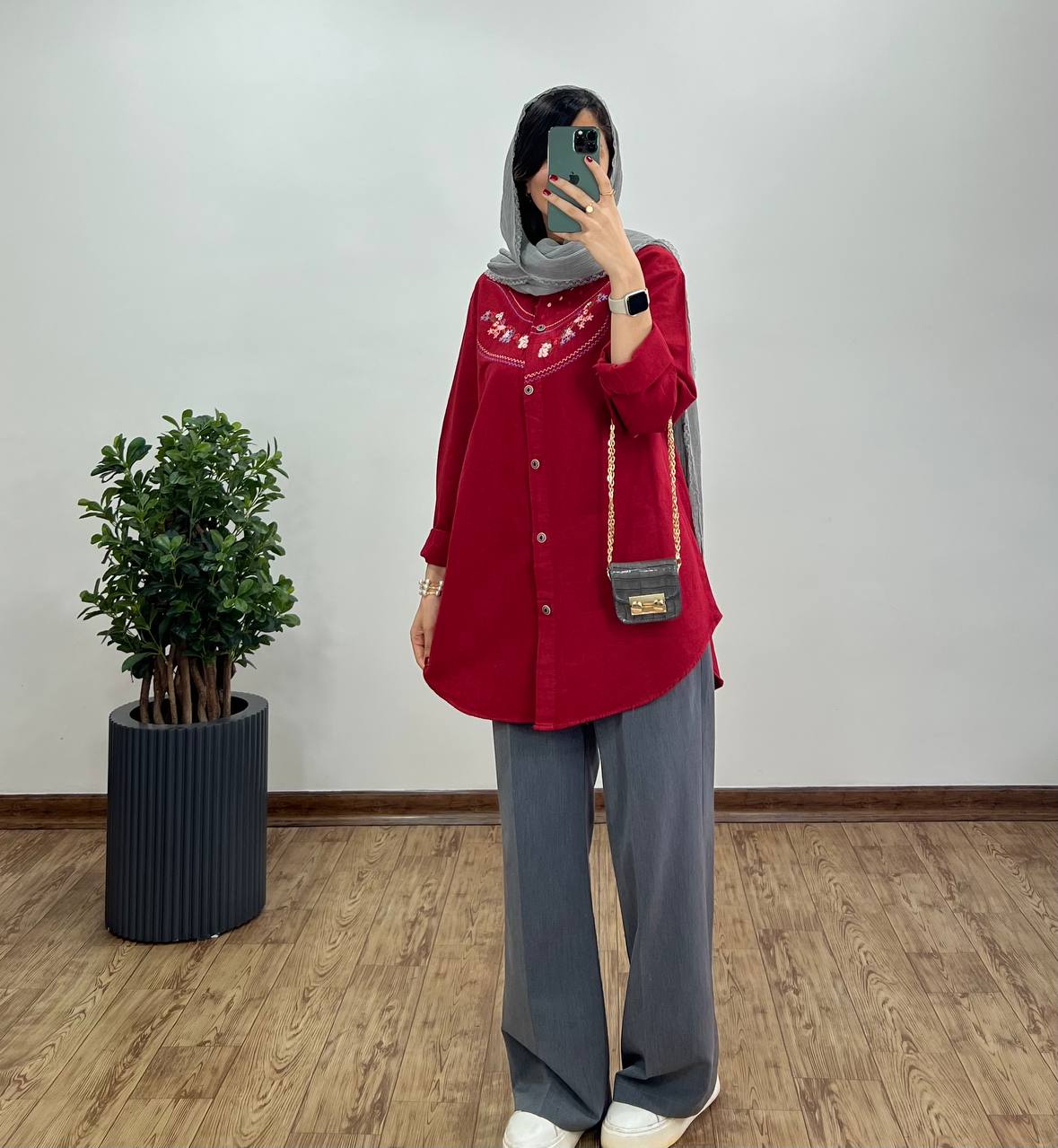 مانتو گلدوزی ساحل(ایراد دار)