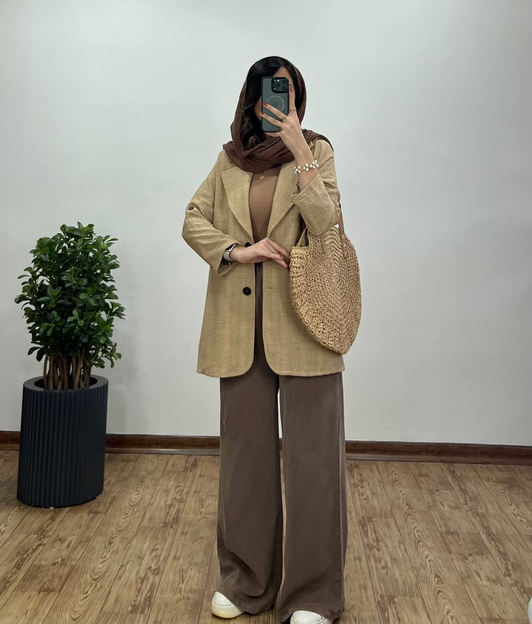 مانتو کتی ماهناز با قد بلندتر