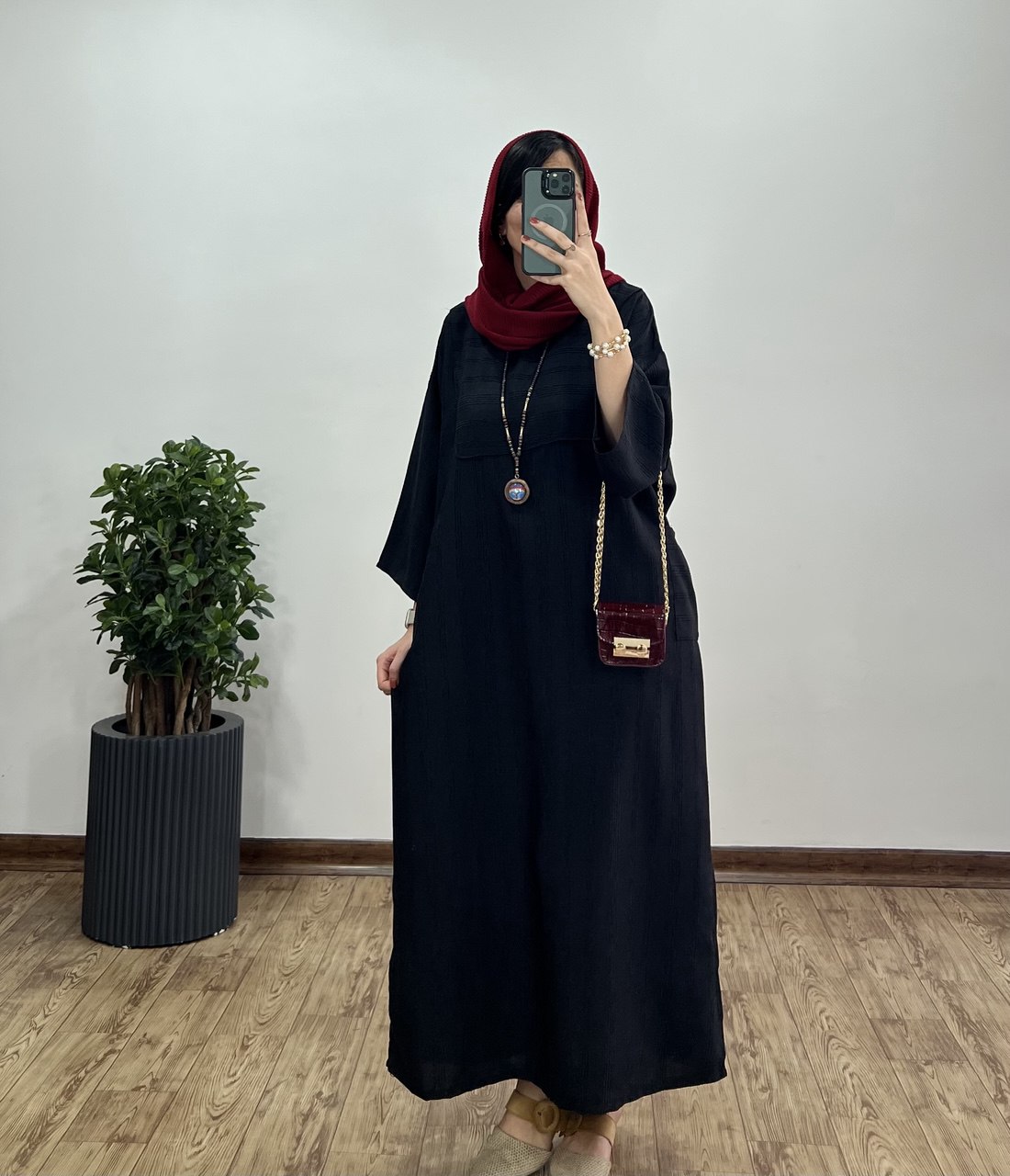 مانتو بلند مغزی دوزی بهسا مشکی
