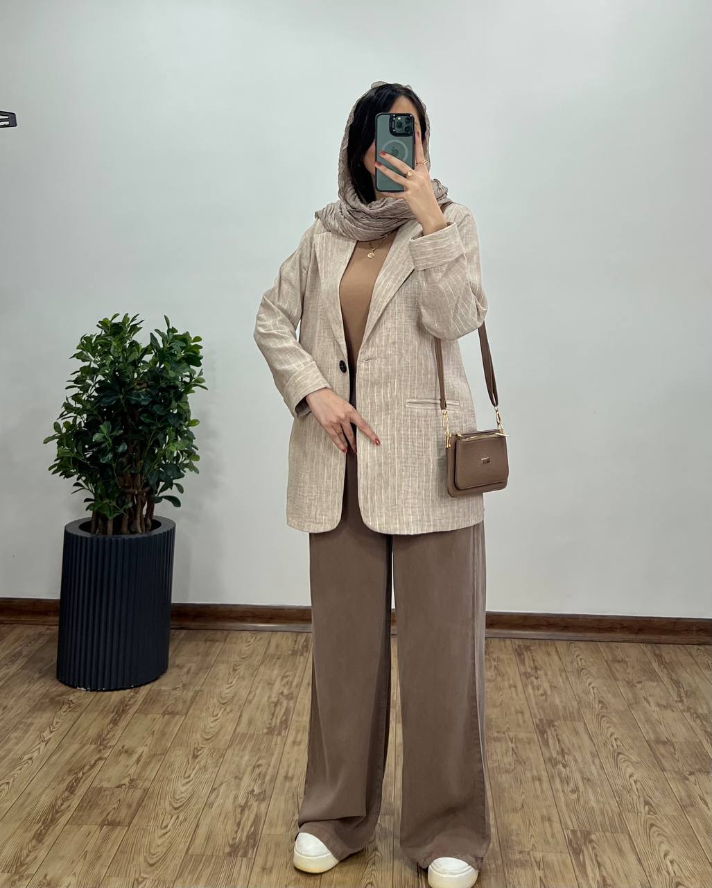 مانتو کتی نگارا 1