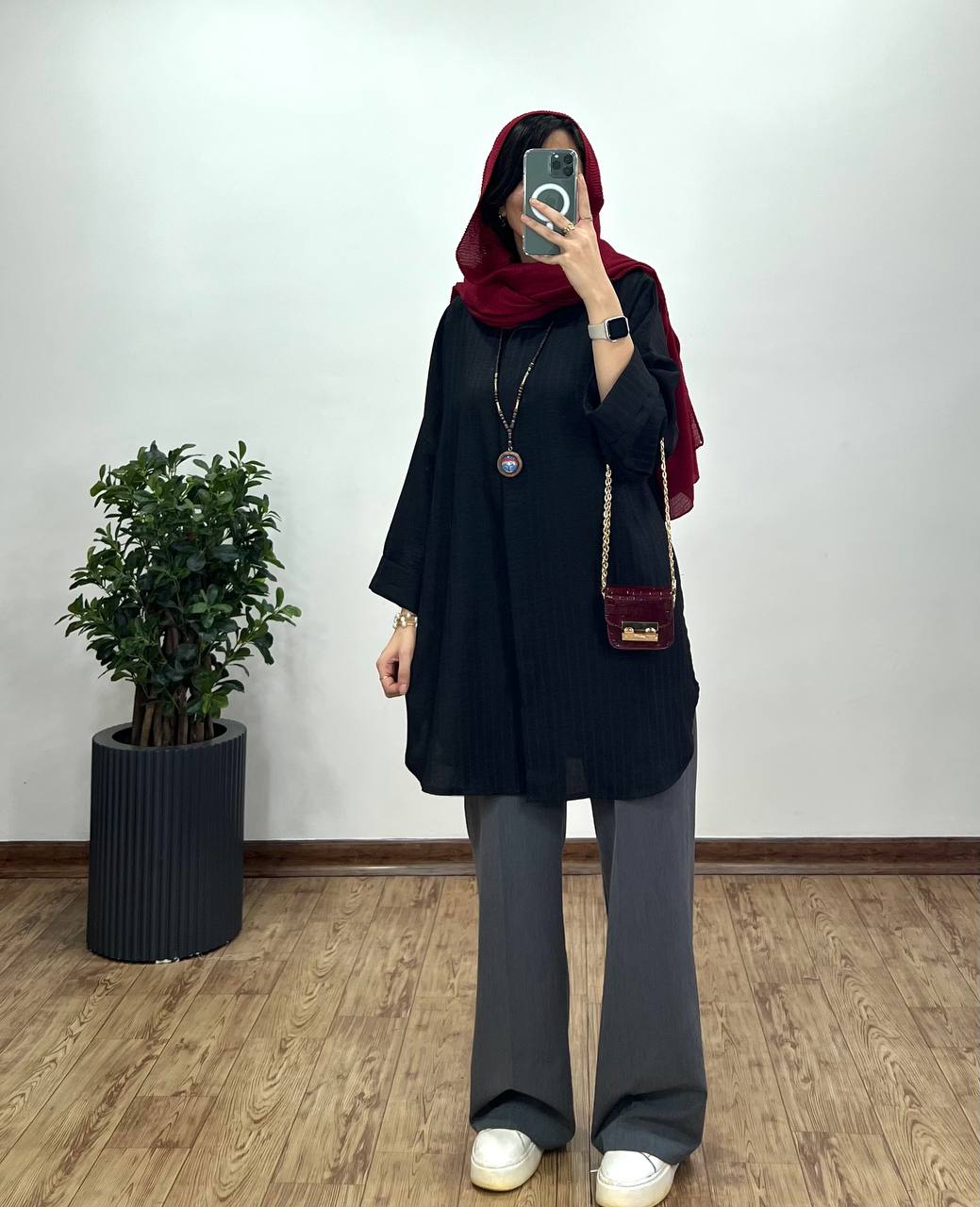 مانتو بلند دکمه دار ماندانا